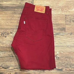 NWOT Deep red Levi’s 512 size 34 x 29